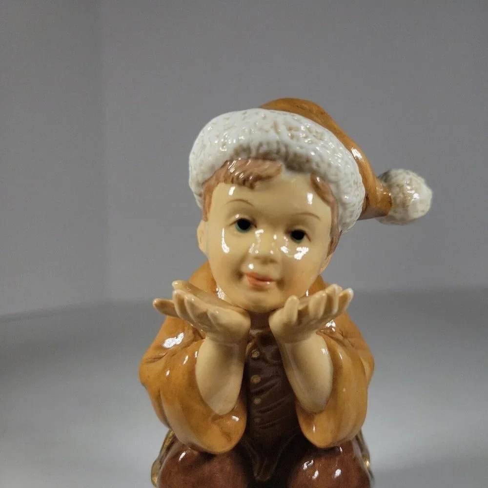 Heritage Mint LTD 2003 Porcelain Christmas Setting 1 REPLACEMENT PIECE Boy Stool